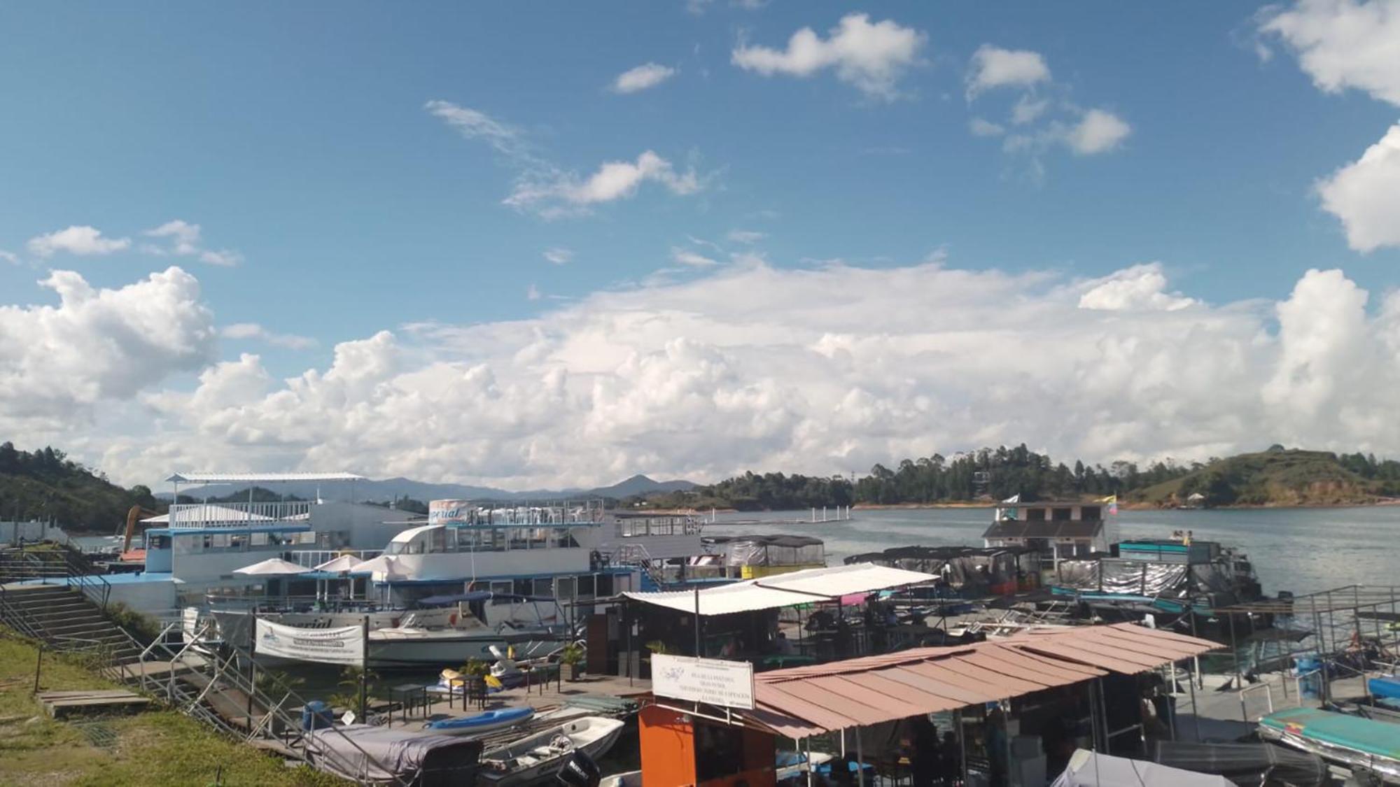 402 - Terraza Con Jacuzzi - 3 - Rentas Cortas Gerencial *